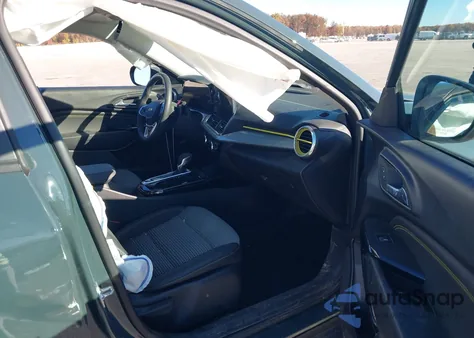 2025 Chevrolet Trax Fwd Lt из США, поврежденный, VIN KL77LHEP8SC081936